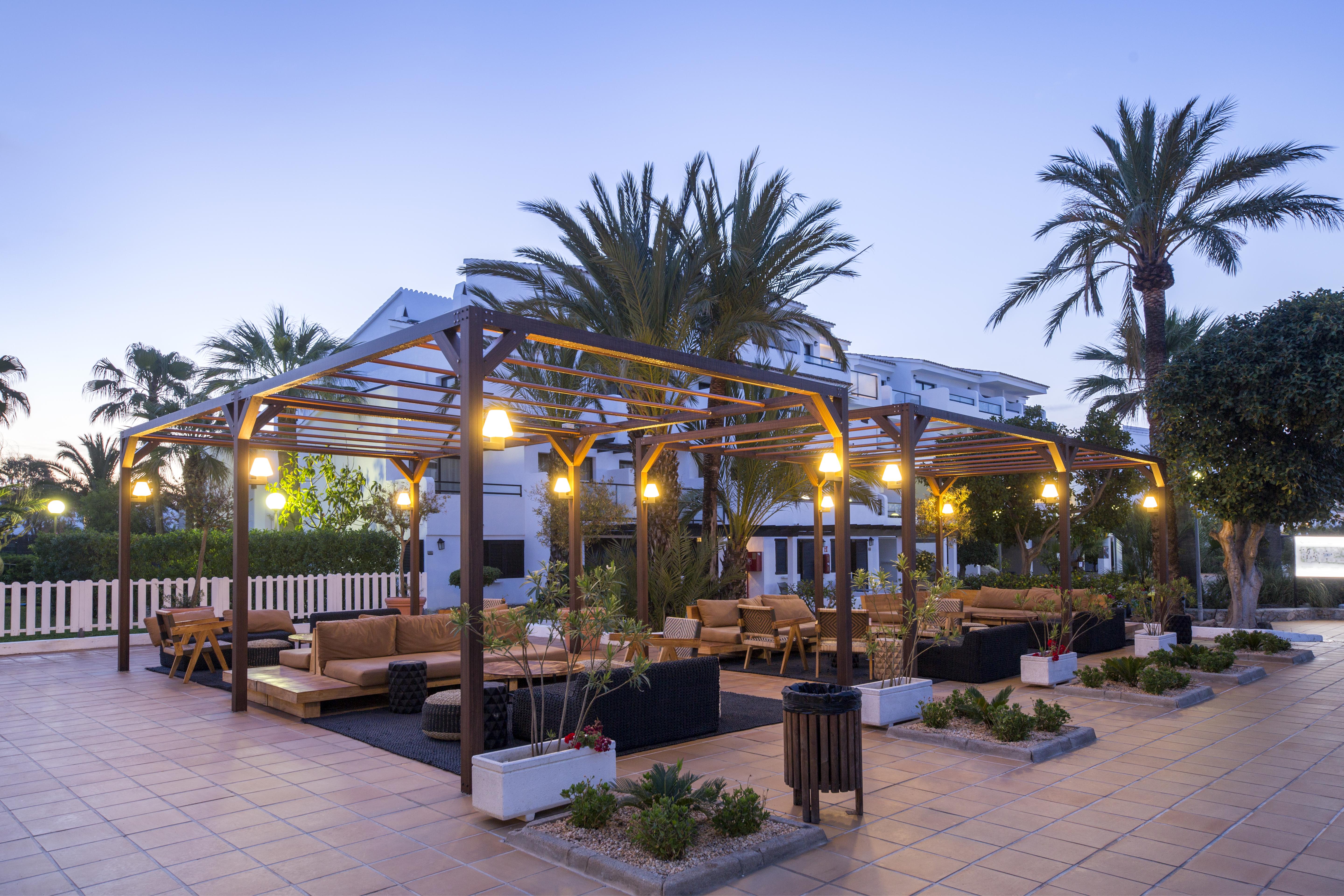 Fergus Style Bahamas (Adults Only) Hotel Platja d'en Bossa Eksteriør billede