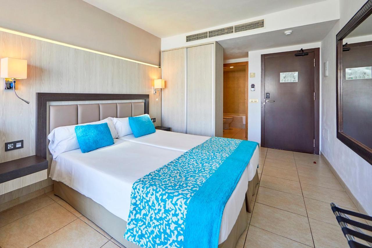 Fergus Style Bahamas (Adults Only) Hotel Platja d'en Bossa Eksteriør billede